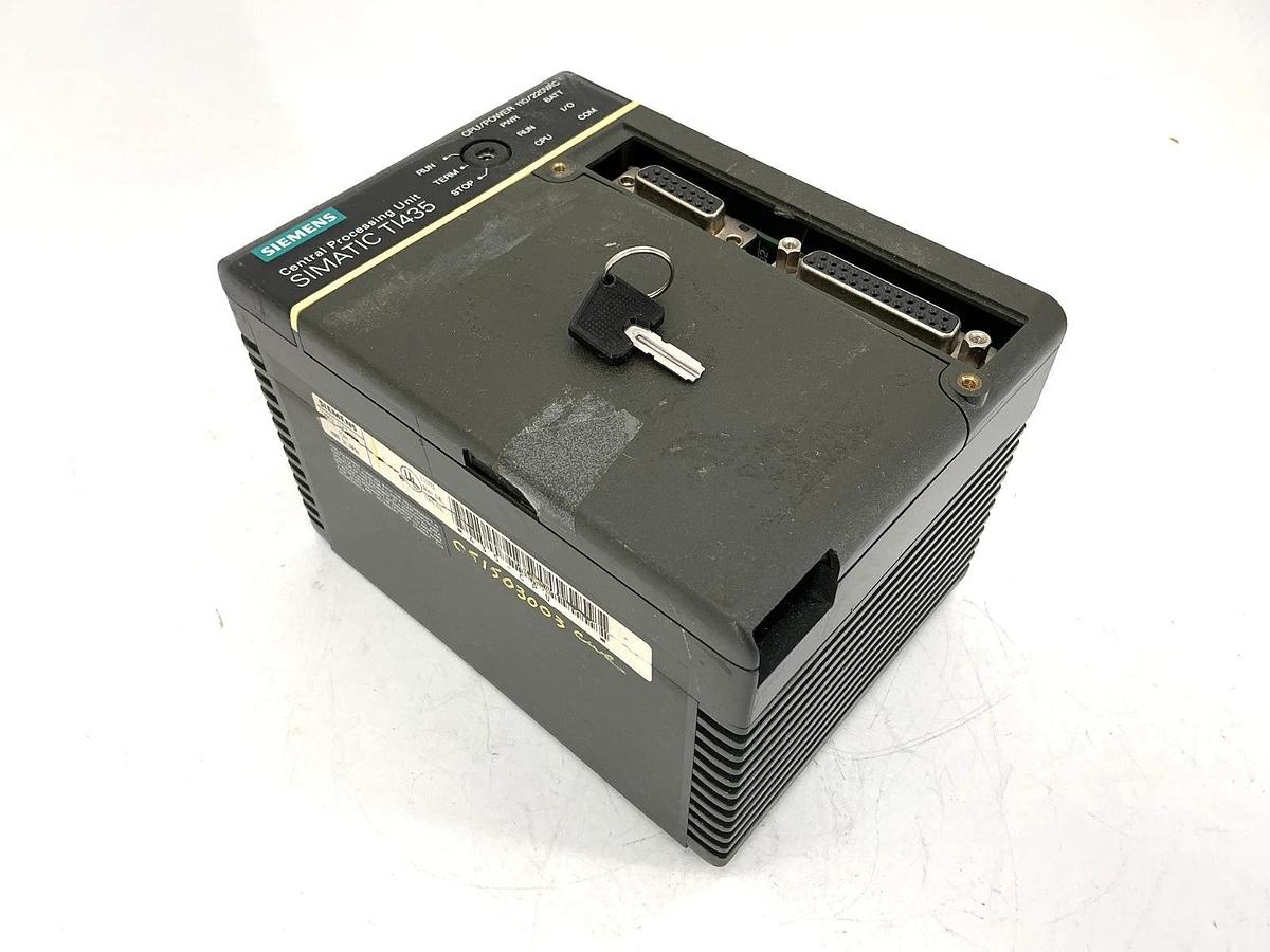 Used Siemens TI435-CPU Central Processing Unit CPU/Power 110/220VAC w/ Key 435-CPU