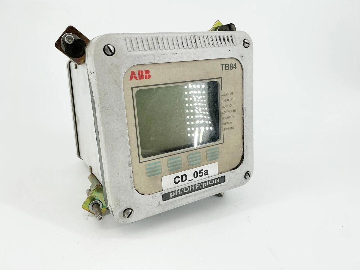 Used ABB TB84PH1000300 PH Analyzer 3 Relay 16VA 240V 50/60Hz Model TB84