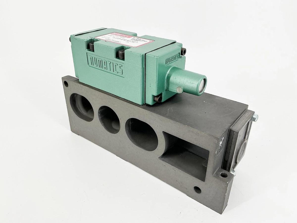 New Numatics 555TA4150 Solenoid Valve 150PSIG 554JA400O