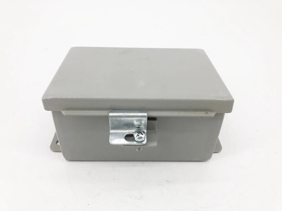 New Hubbell Weigmann B060403CH Type 12 Enclosure 6" X 4" X 3" - No Box