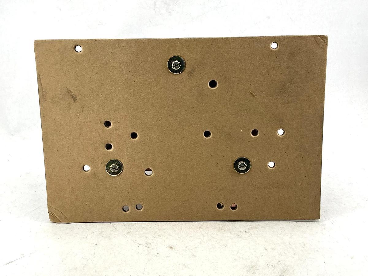 New Square D 8736SCO8V02S Ser A AC Reversing Magnetic Starter 110/120V 50/60HZ