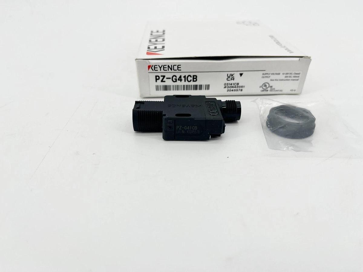 New Keyence PZ-G41CB Diffuse Reflective Sensor with M12 Connector
