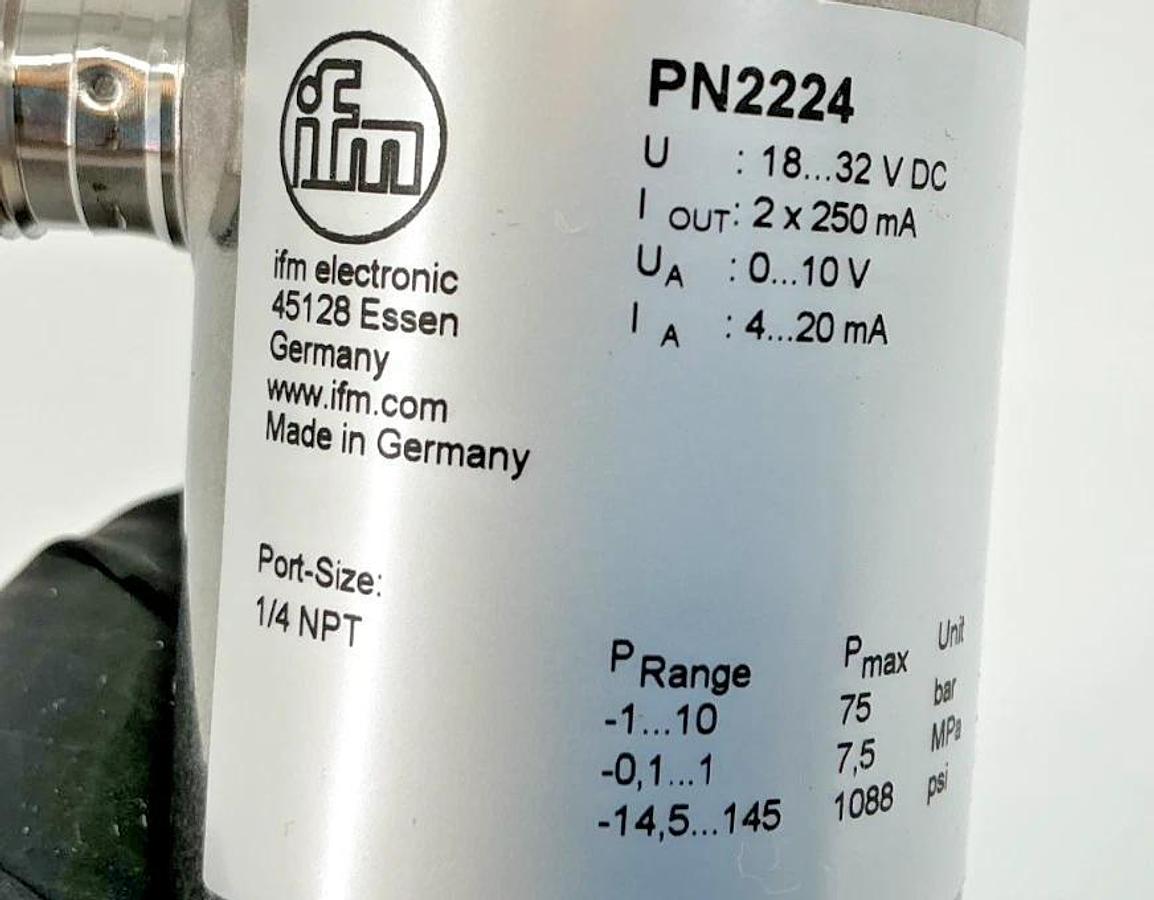 New IFM Efector PN2224 Pressure Sensor 1/4"NPT Port Size 18-32VDC 1088PSI