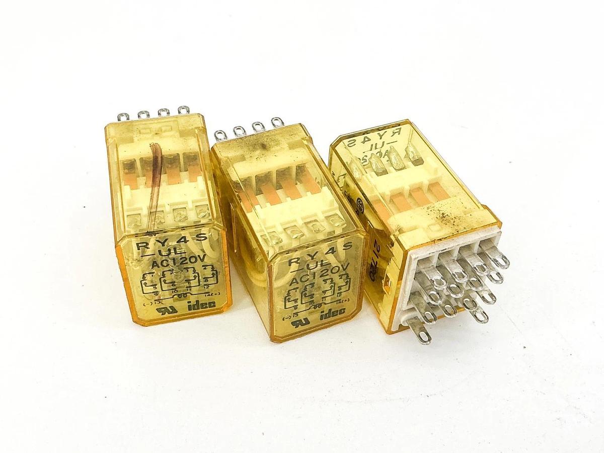 New Lot of 3 IDEC RY4S-UL Relay 120V 5A - No Box