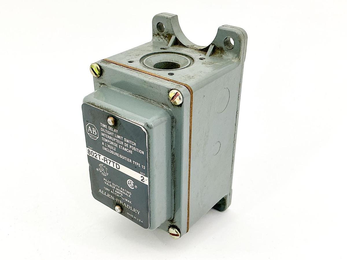 Used Allen Bradley 802T-R7TD Time Delay Oiltight Limit Switch Body Ser.2