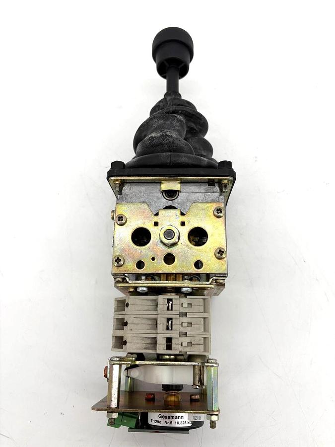 Used Gessmann VV64.1-03ZP Single Axis Controller Joystick Spring Returns to Center