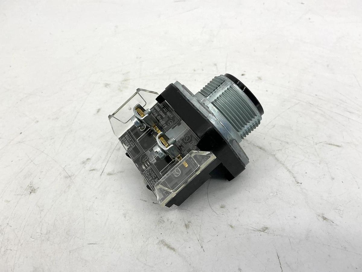 New Allen Bradley 800T-A2D2 Ser T Push Button 30mm Flush Head Black 1NC