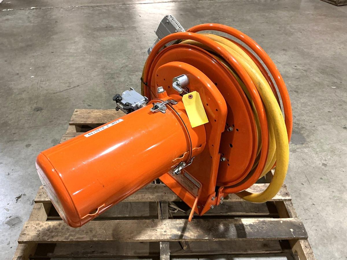 Used Gleason Reel S21751-163-15-2-CSA Heavy Duty Cable Reel Retrieve 30ft 35A 600V