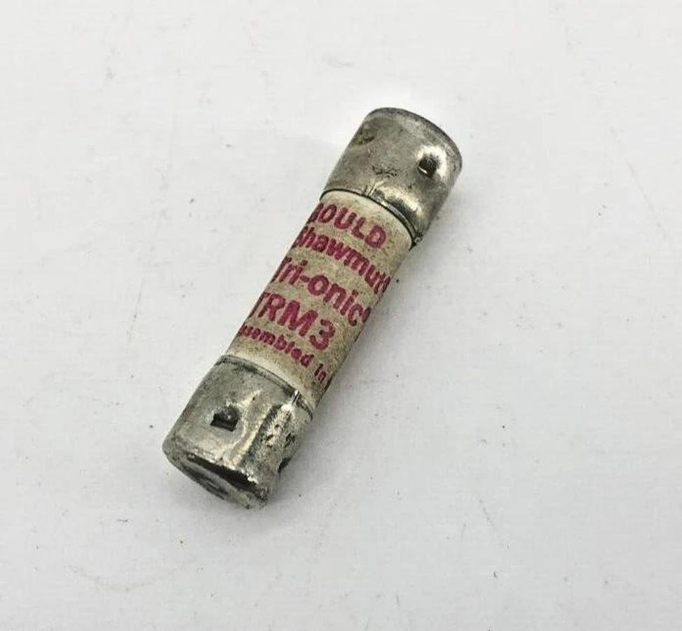 Lot of 5 New Gould Shawmut TRM3 Time Delay Fuses 3A 250V