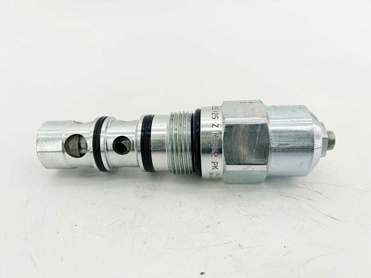 New Parker E2E125-Z-N-MK2-PK Control Valve