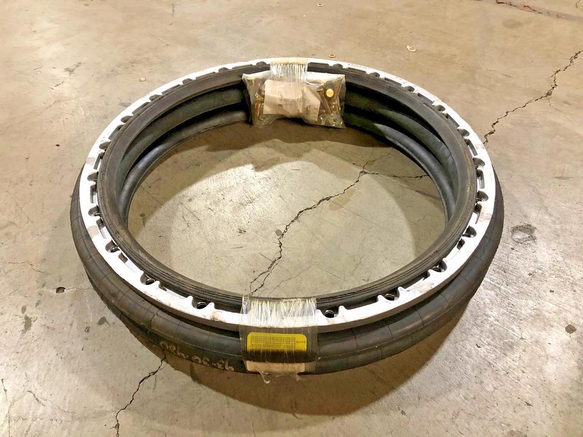 New Firestone W01-358-7772 Double Convoluted Air Spring - No Box