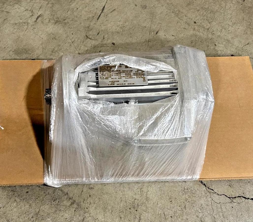 New SEW Eurodrive DRN80M4/FG Motor Inverter Duty VPWM 230/460V 1HP 1751rpm