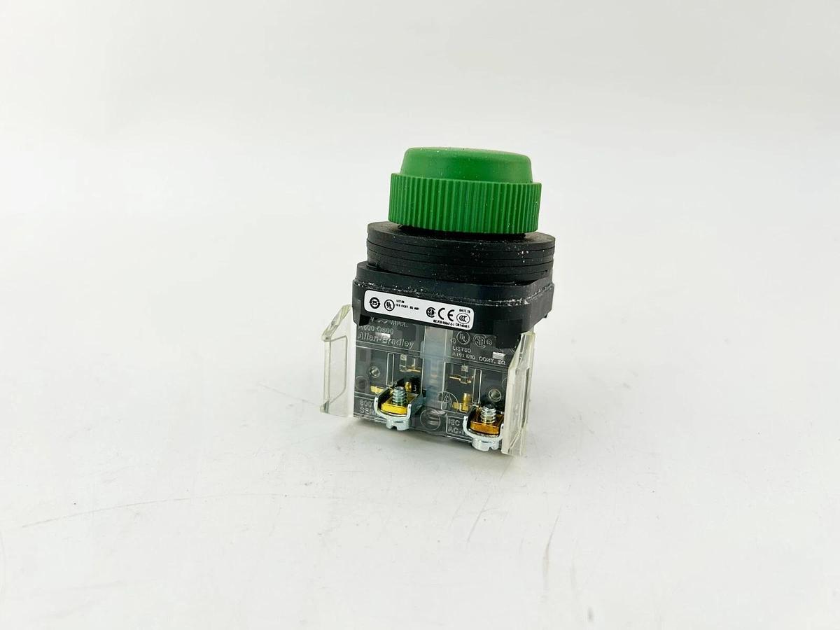 New Allen Bradley 800H-R1D1 30mm Momentary Push Button 800H PB