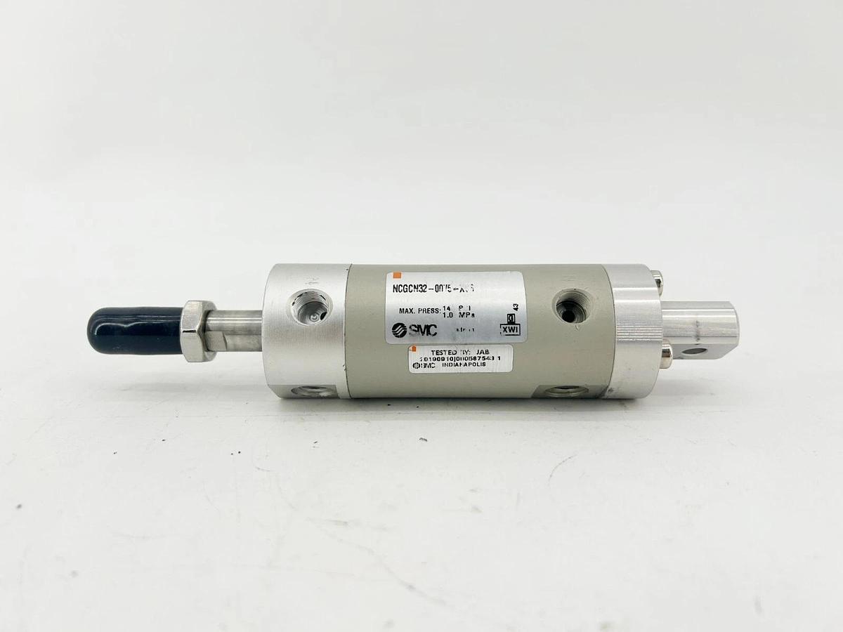 New SMC NCGCN32-0075-X06 Pneumatic Cylinder 145PSI .75" Stroke 32mm Bore