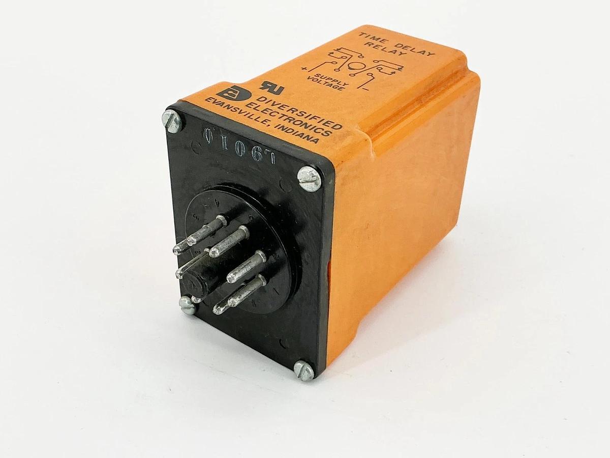 Used Diversified Electronics TDC-24-AKA-010 Time Delay Operate Relay 24V 10A 211VA 0-