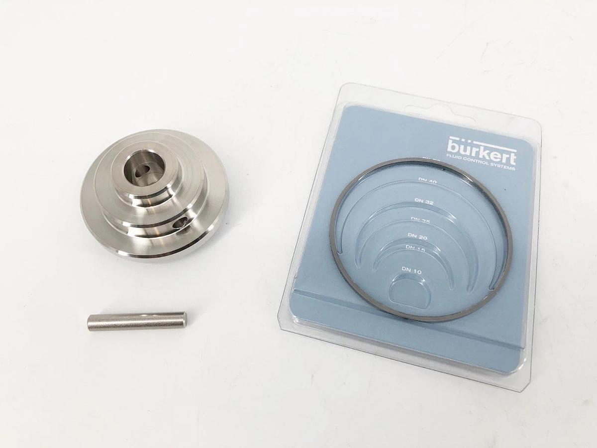 New Burkert SET6 2100 2-WEGE Valve Seal 00216431 - No Box