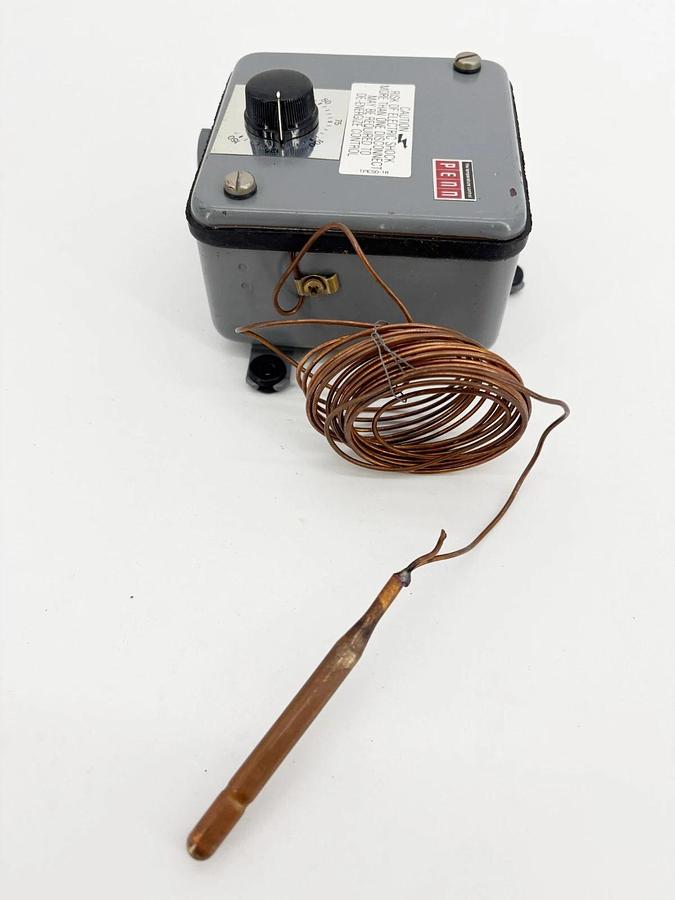 New Penn A28KA-1 Temperature Controller 0-150°F Range