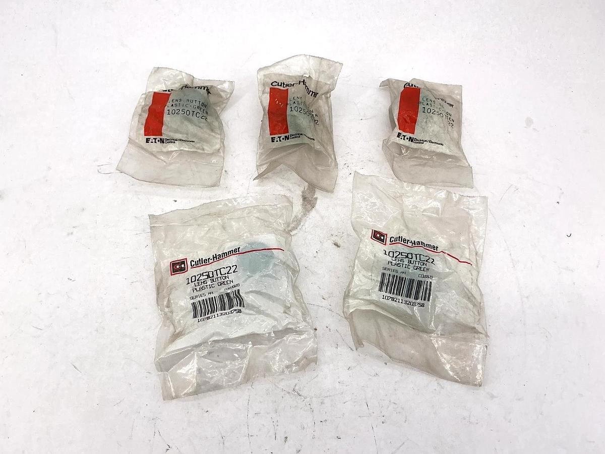 Lot of 5 New Cutler-Hammer 10250TC22 Lens Button Plastic-Green Eaton