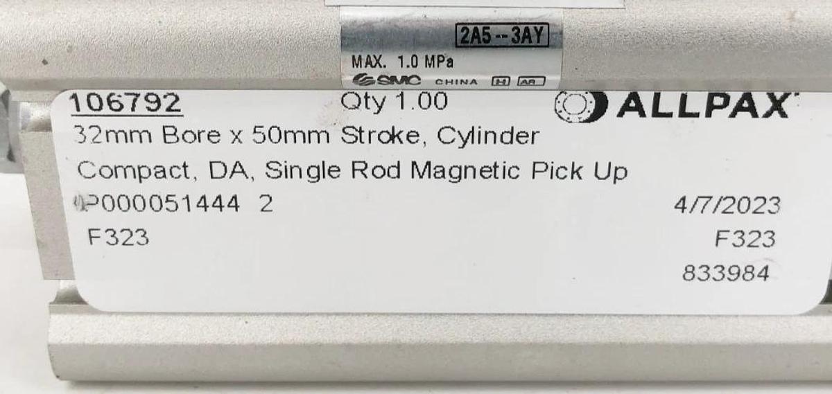 New SMC NCDQ2D32-50DMZ Compact Cylinder 32mm Bore 50mm Stroke 1.0MPa - No Box