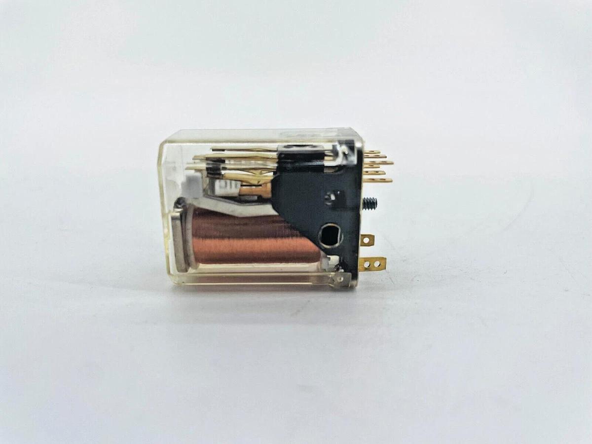 New American Zettler AZ420-035-4H Relay 115VDC 8 Blade