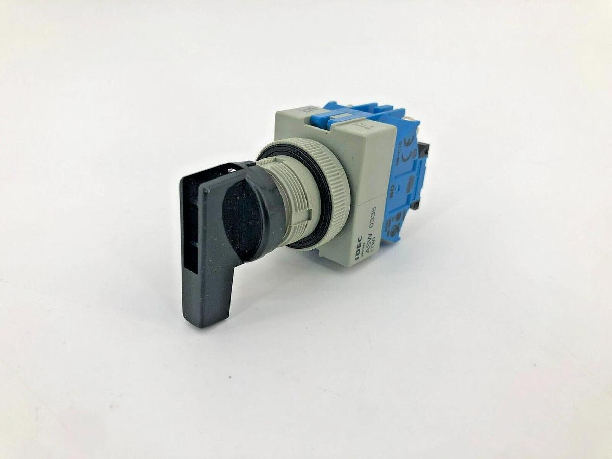 New IDEC ASW33L20 Rotary Switch 3 Position, 2 Pole