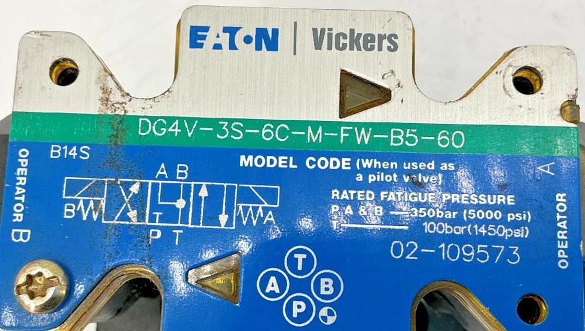 Eaton Vickers DG4V-3S-6C-M-FW-B5-60 Directional Valve 1450PSI 120V 02-109573