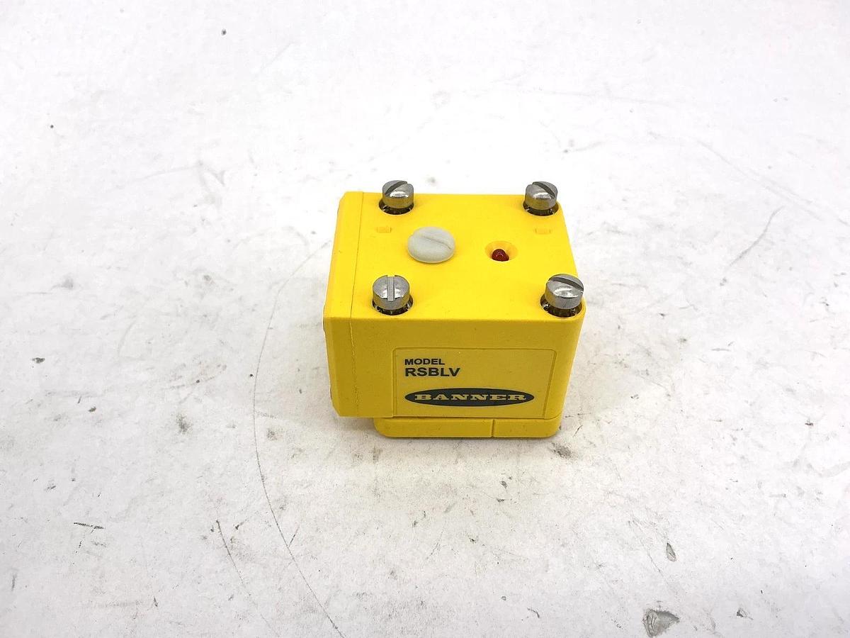 New Banner RSBLV Maxi-Beam Photoelectric Sensor Dark/Light Op R-0.15-9m 25547