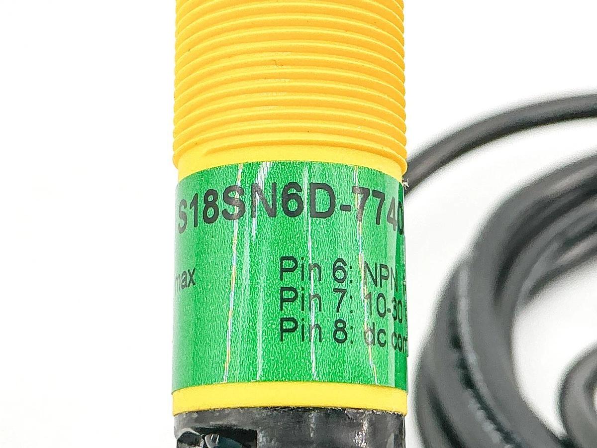 New Banner Engineering S18SN6D-77402 Photoelectric Sensor 10-30VDC 77402- No Box