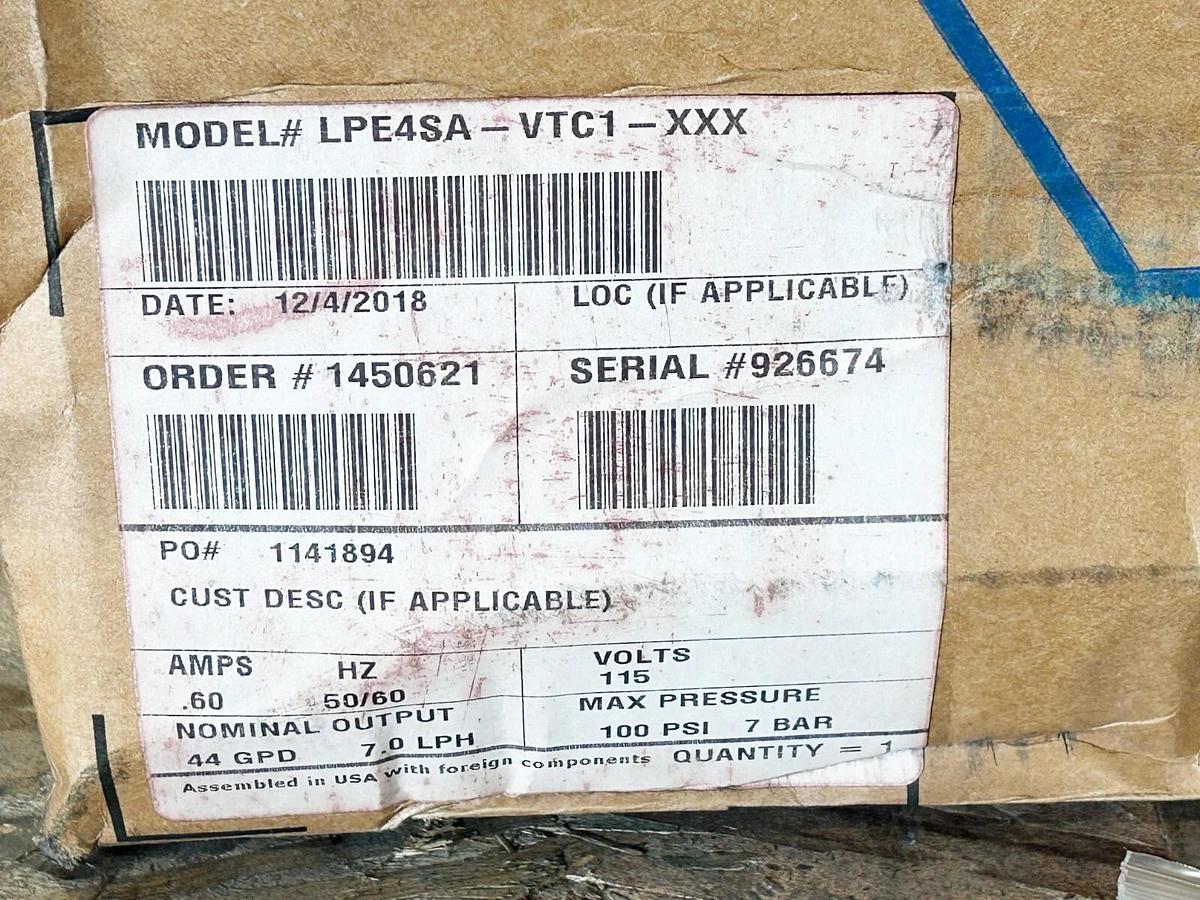 New Pulsafeeder LPE4SA-VTC1-XXX Metering Pump Motor 100PSI 44GPD 115V