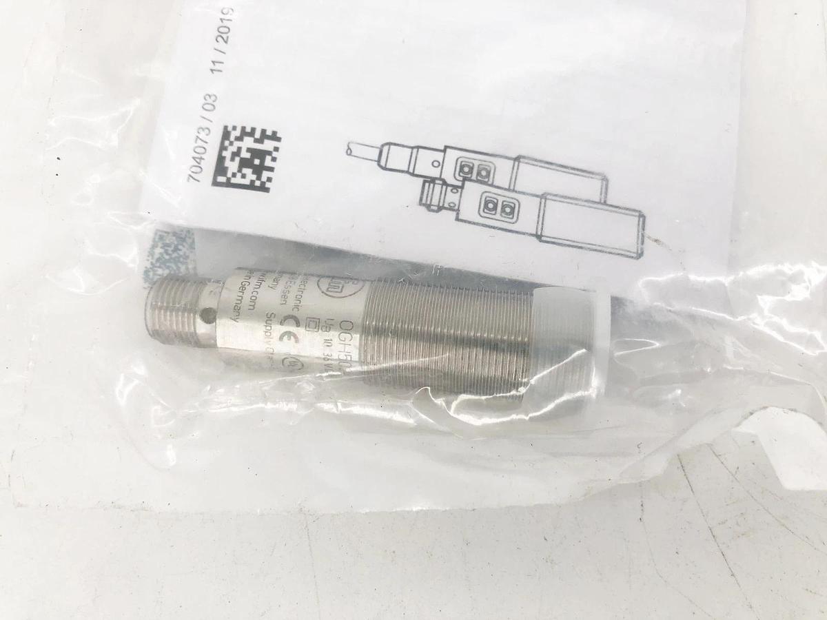 New IFM OGH502 Photoelectric Sensor 10-36VDC Range 15-300mm