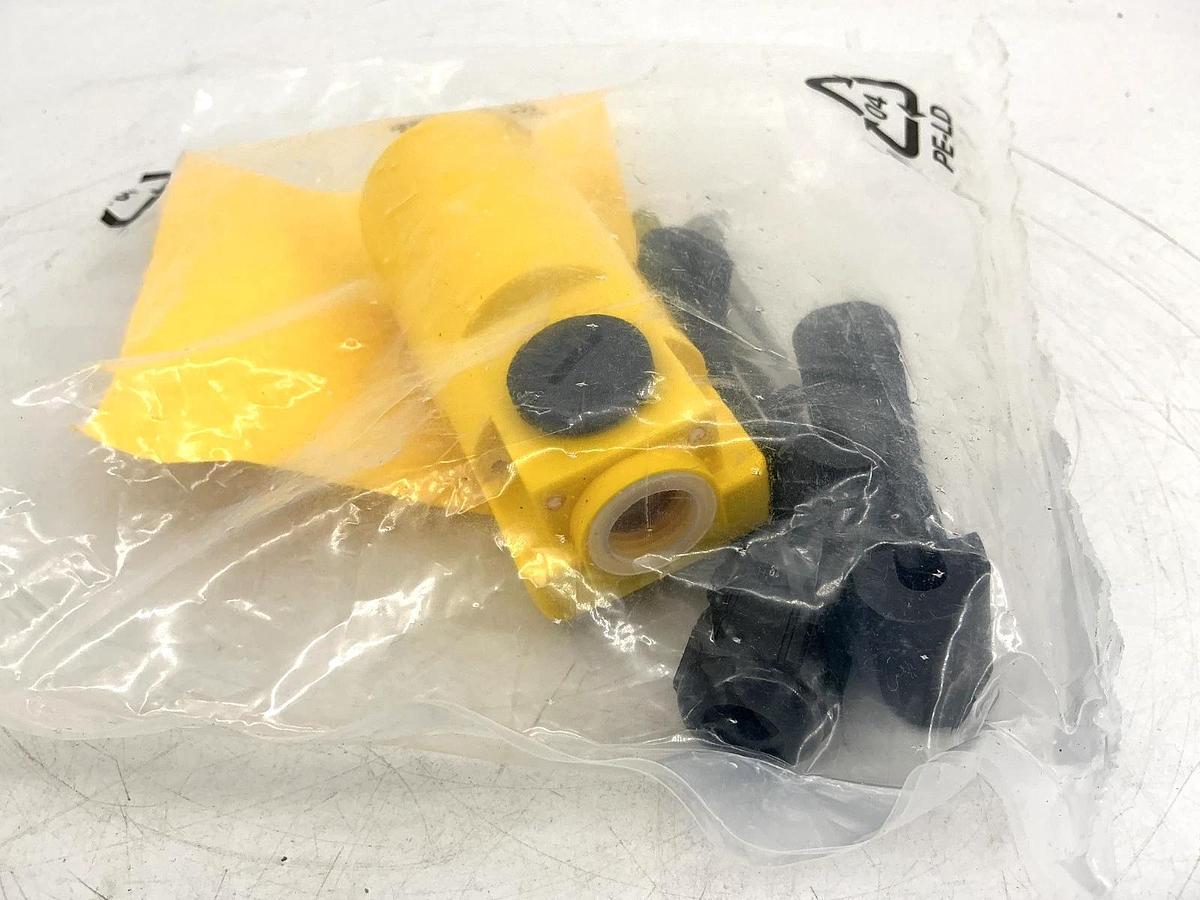 New Turck BC20-K40SR-FZ3X2 Capacitive Prox Sensor Sn=20mm 20-250VAC 23103