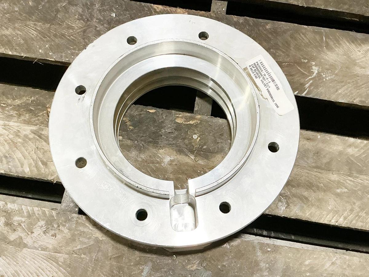 New Valmet 9N83039510 Inner Bearing Cap Held End - No Box