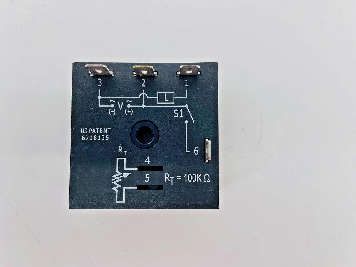 Used ABB THC410.1A Solid State Timer 120V 0.1 Sec Delay