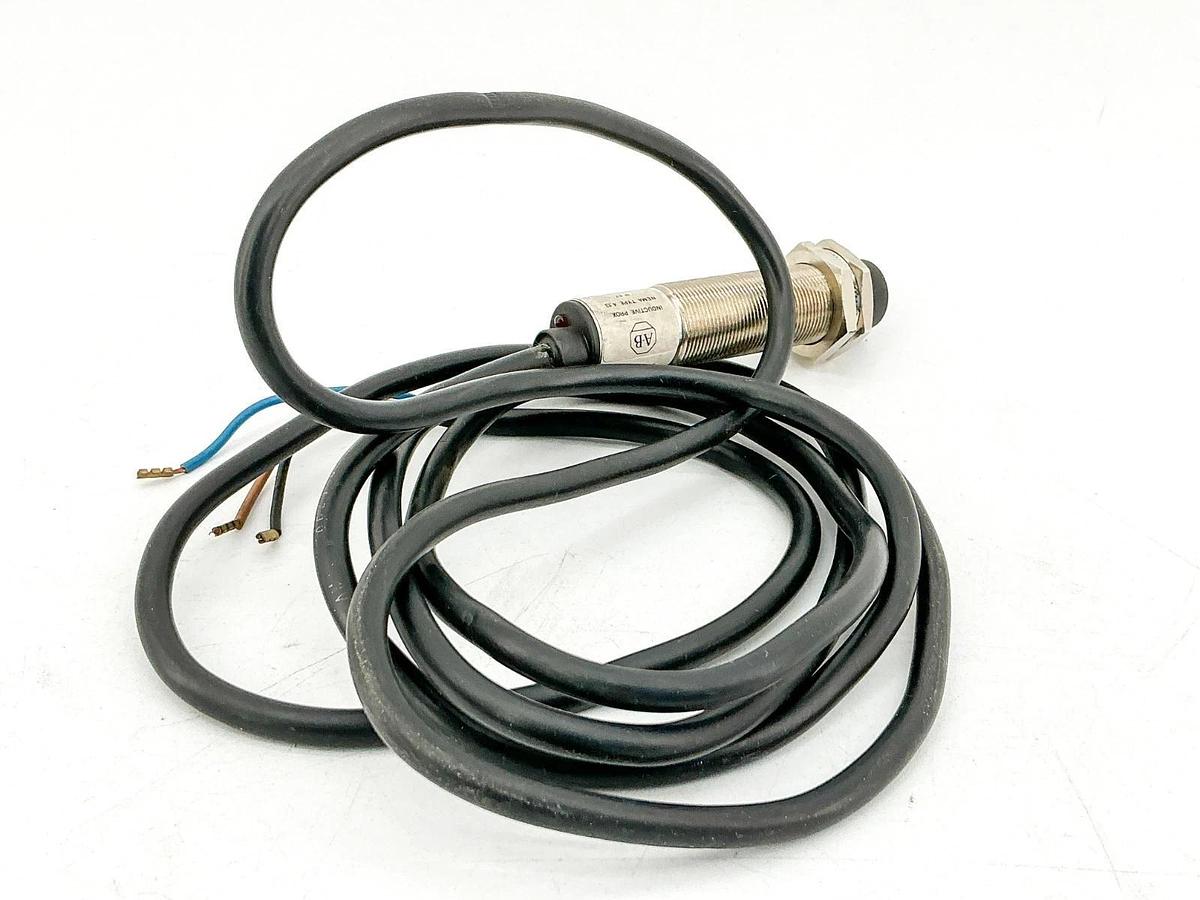 New Allen Bradley 871C-N8B18 Inductive Proximity Sensor 10-30VDC Ser.A - No Box