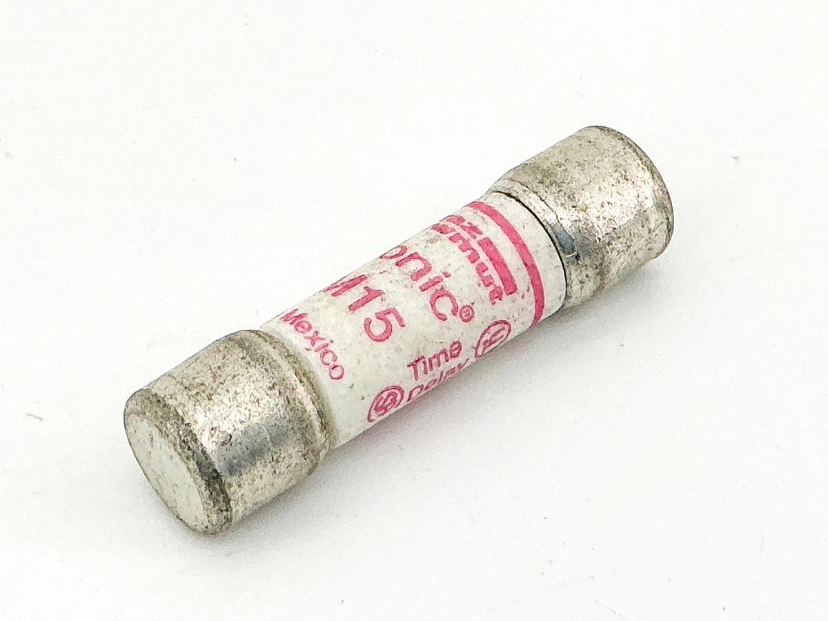 New Lot of 5 Ferraz Shawmut TRM15 Time Delay Fuse 15A 250V - No Box