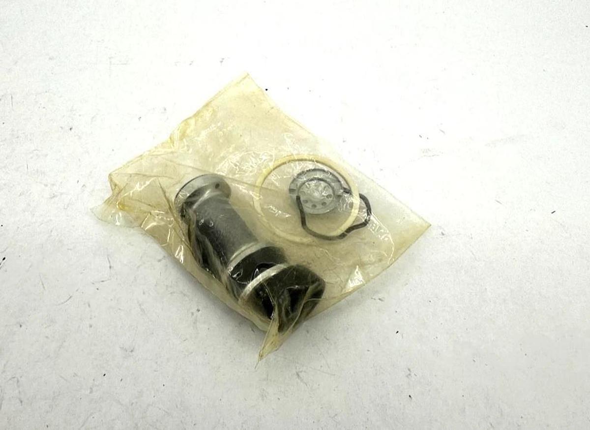 New Hyster 0193180 REPAIR KIT Cylinder Repair Kit 193180