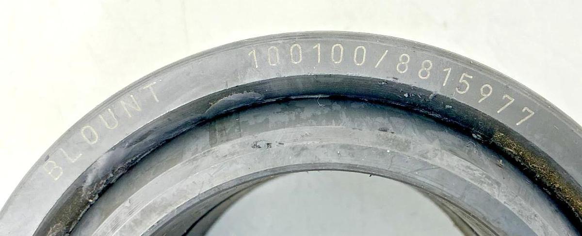 New Blount 8815977 Spherical Bearing Bore: 2.25"inch 100100/8815977 - No Box