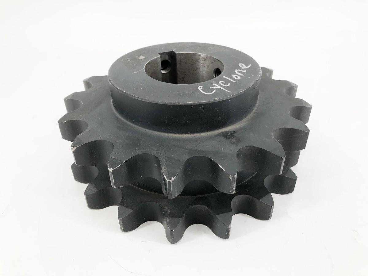 New D120B17 Double-Strand Sprocket 17 Teeth #120 2-3/4" Bore - No Box