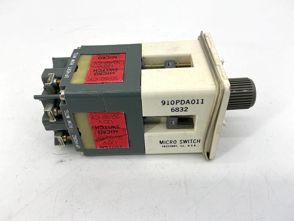 New Honeywell Micro Switch 910PDA011 Selector Switch 2Pos Coil 120V 50/60HZ