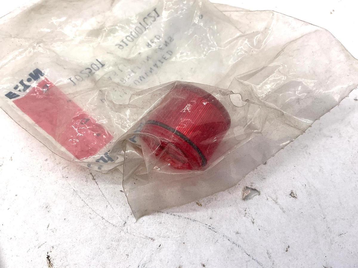 Lot of 4 New Cutler-Hammer 91000TC21 Pushbutton Lens Plastic-Red 10250T