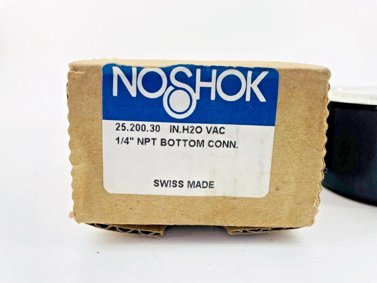New Noshok 25.200.30 Gauge IN.H20 VAC 1/4in NPT Bottom Connection