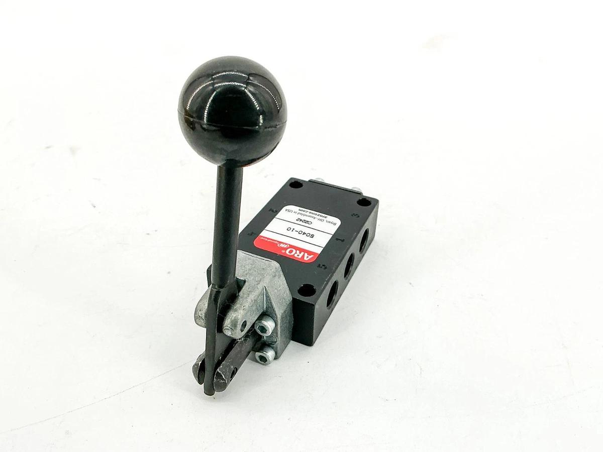 New Ingersoll Rand 5040-10 Manual Control Valve 4-Way 1/8" Ports