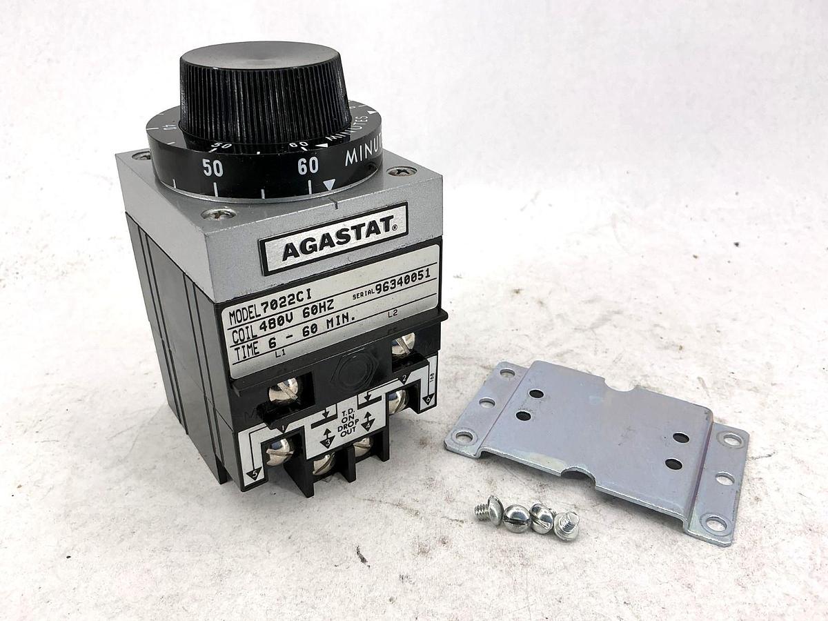 Used AGASTAT 7022CI Timing Relay Coil 480V 60HZ 6-60Min 15A 120/240VAC
