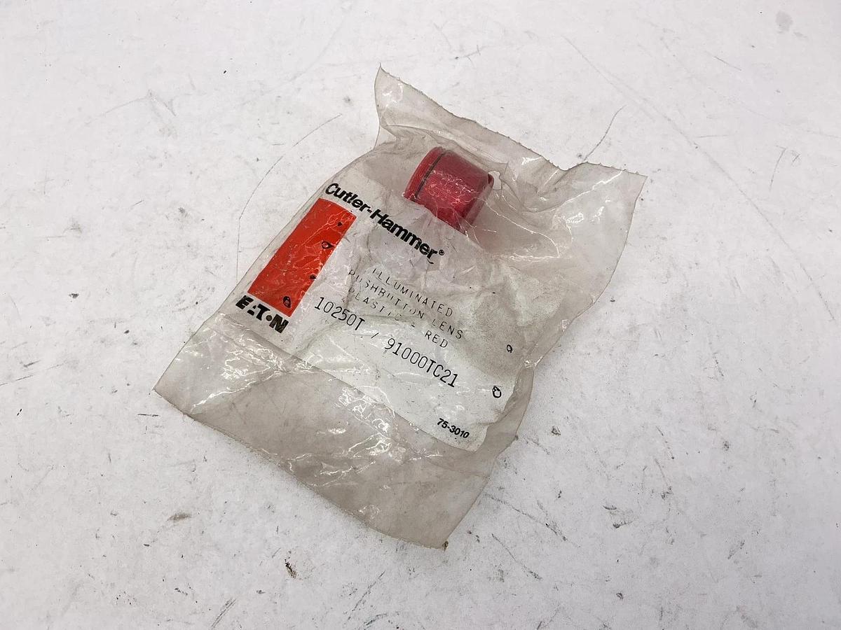 Lot of 4 New Cutler-Hammer 91000TC21 Pushbutton Lens Plastic-Red 10250T