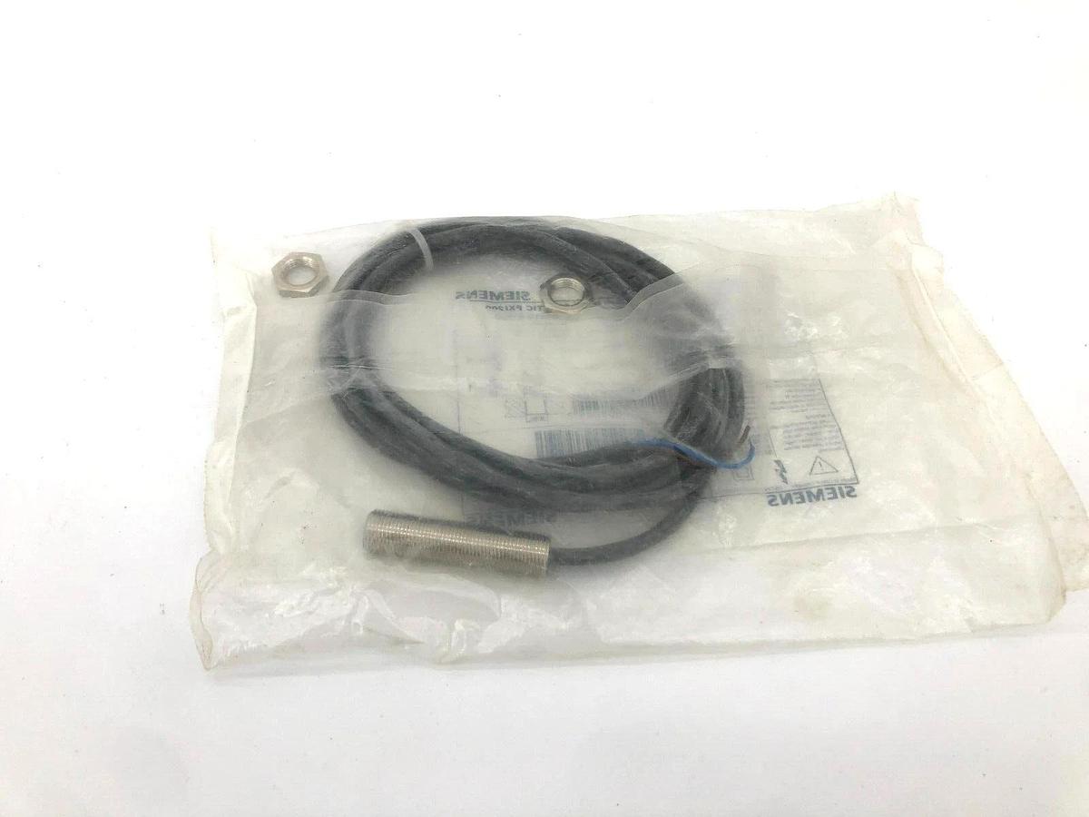New Siemens 3RG4012-0JB00 Inductive Proximity Switch PXI200