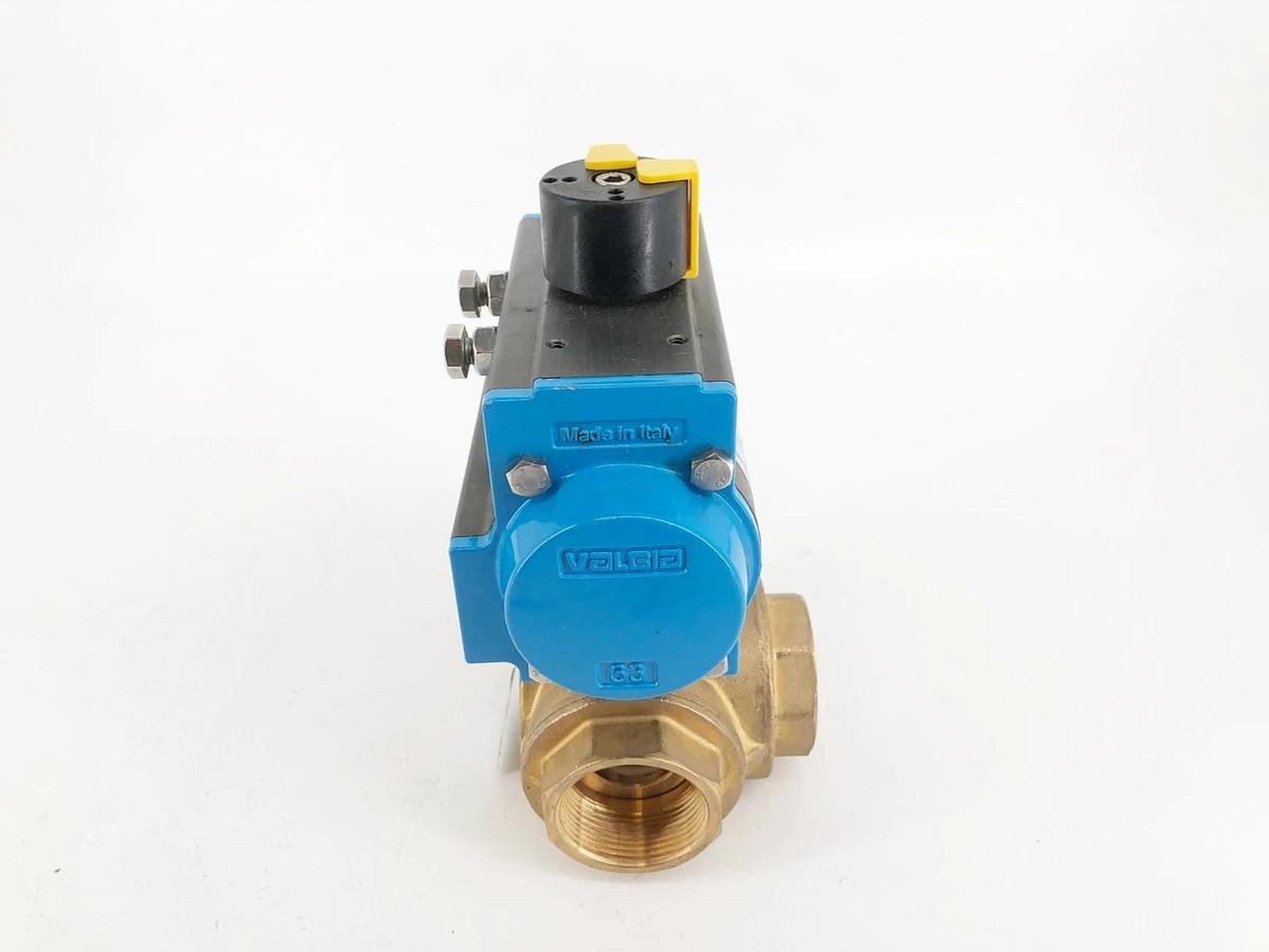 New Bonomi 8P0132-F-1-1/2 Ball Valve 3-Way 82SRB512 SR 63.5 FO 116psi - No Box