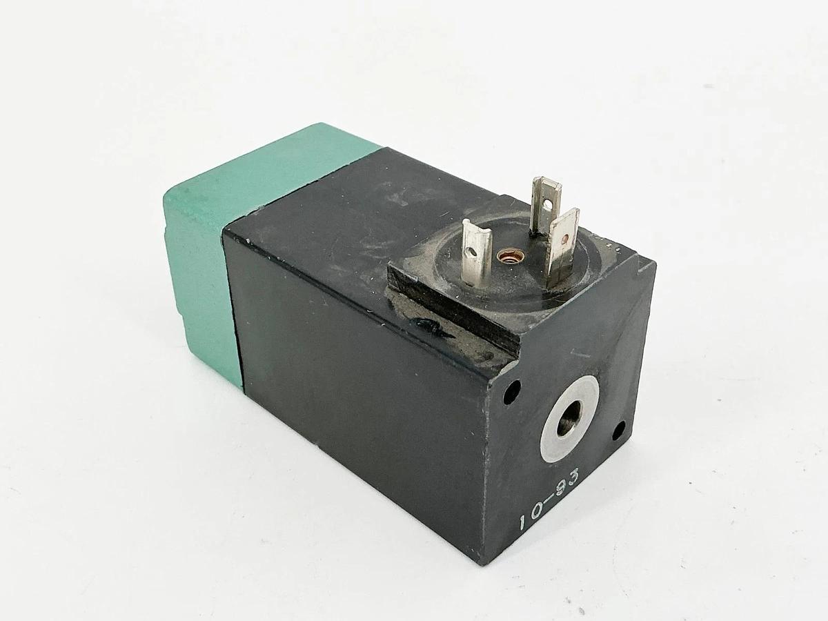 Numatics 225-266B Solenoid Coil 24VDC 6W