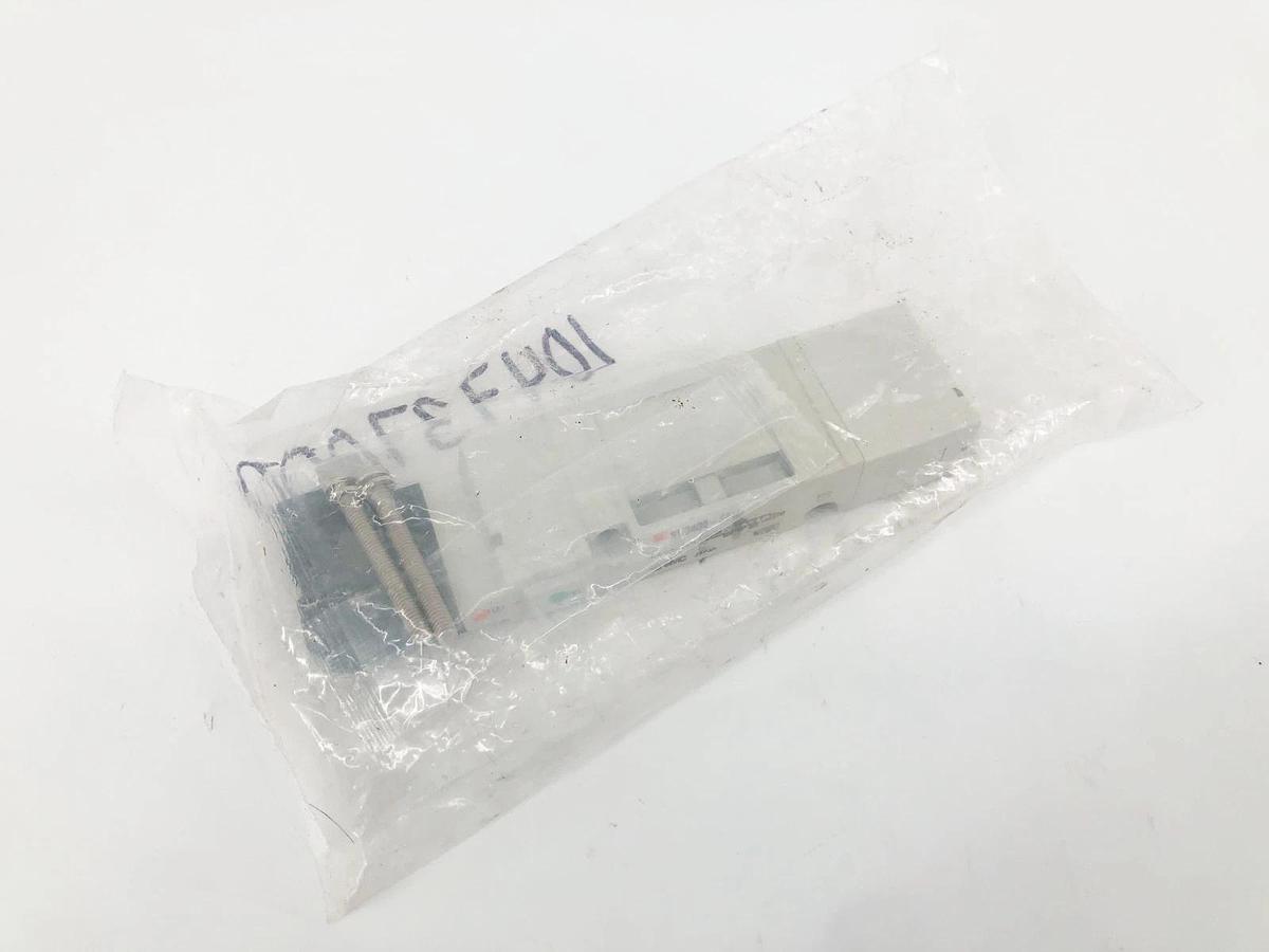 New SMC SV3400-5FU Solenoid Valve 24VDC 0.2-0.7MPa SV3A54