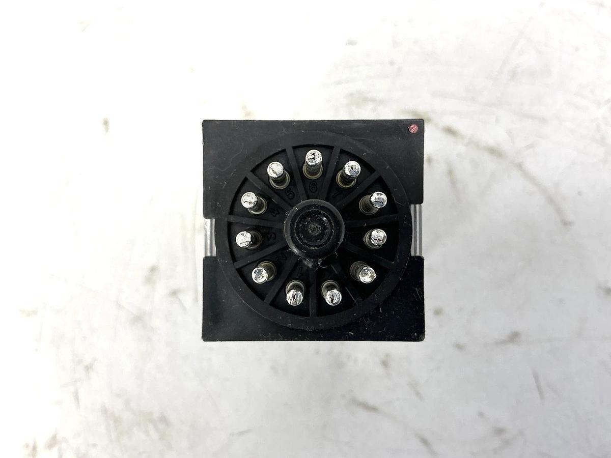 New OMRON MKS3PI-5-AC250 Power Relay 11-Pin 10A 250VAC 50/60HZ MKS3PI-5 - No Box