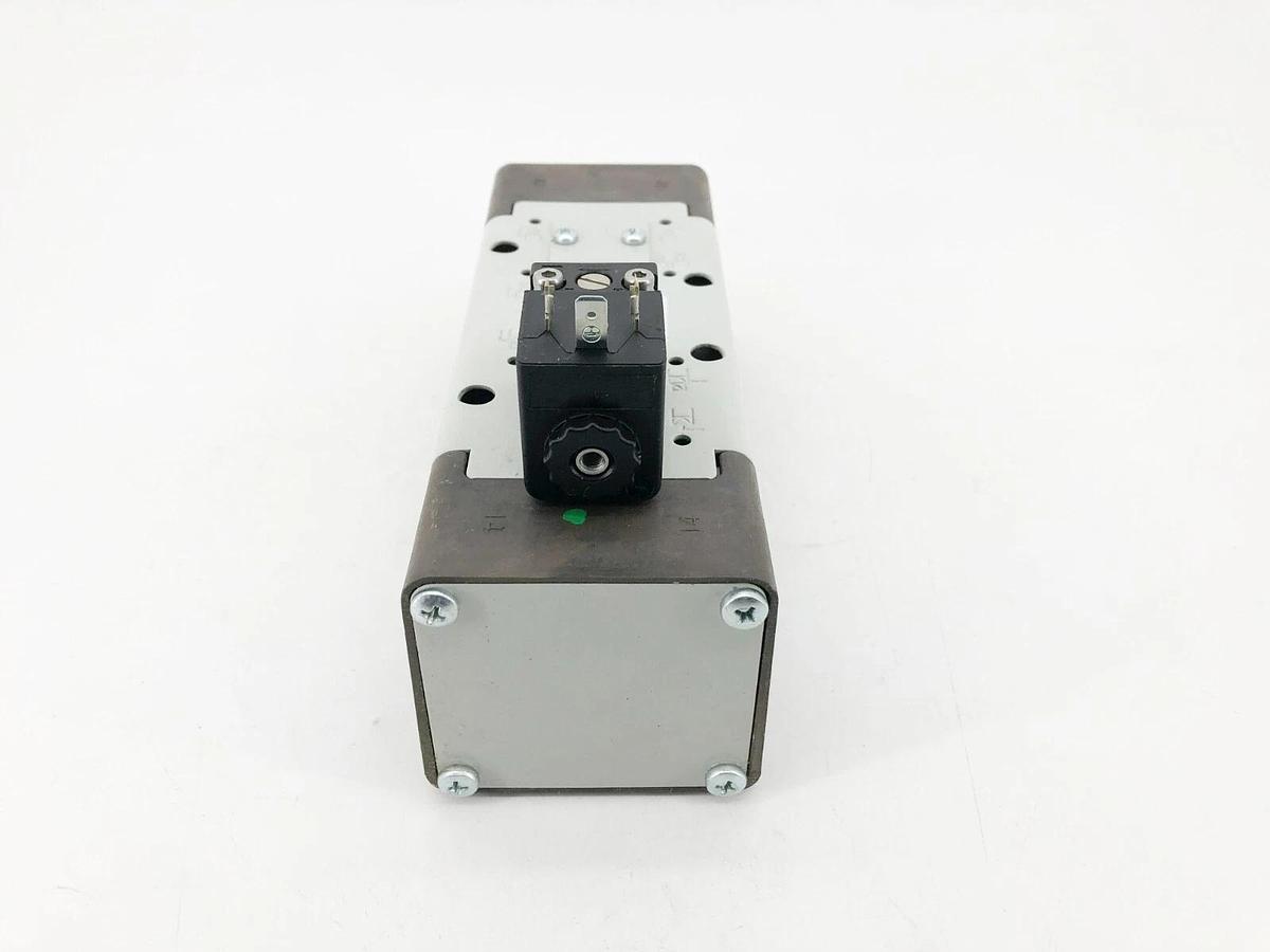 New Aventics R432006321 Pneumatic Directional Valve 5-Way 150psi Size 4 120VAC